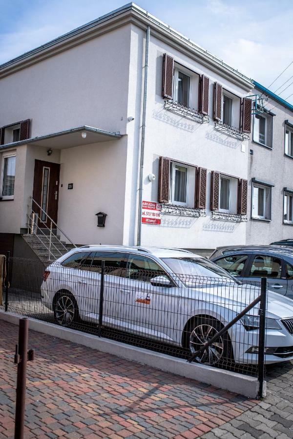 Pokoje Goscinne Arkadia Września Exterior foto