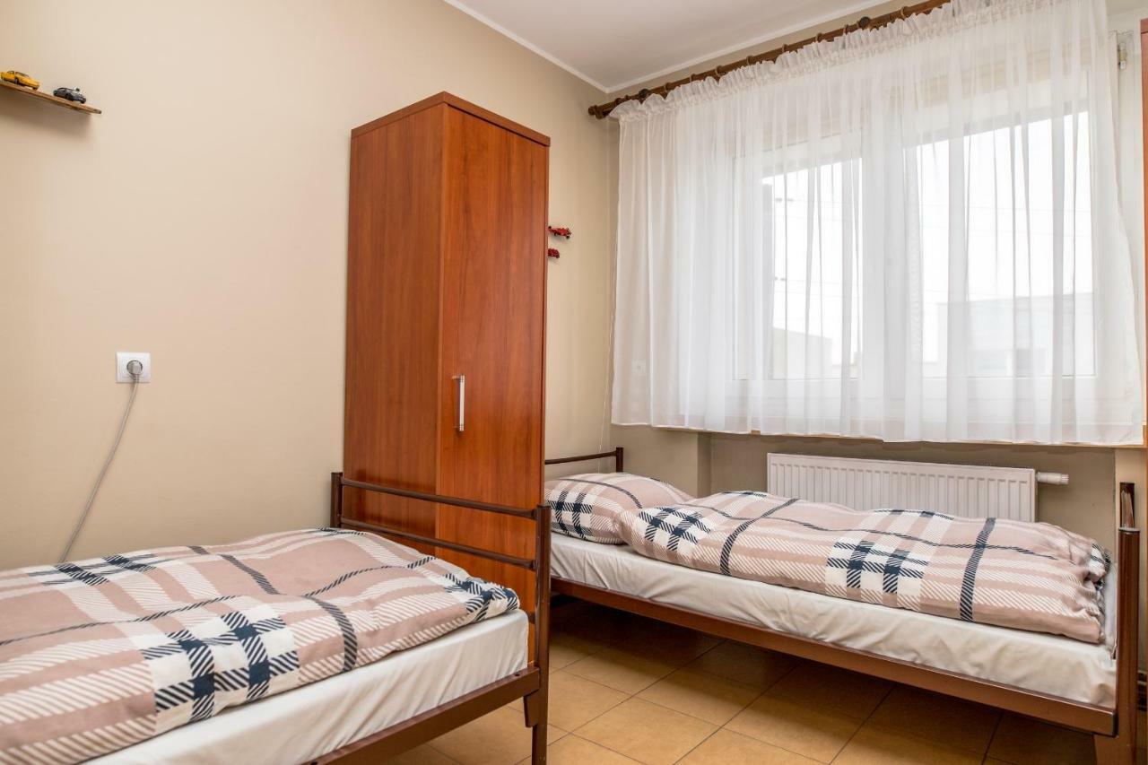 Pokoje Goscinne Arkadia Września Exterior foto